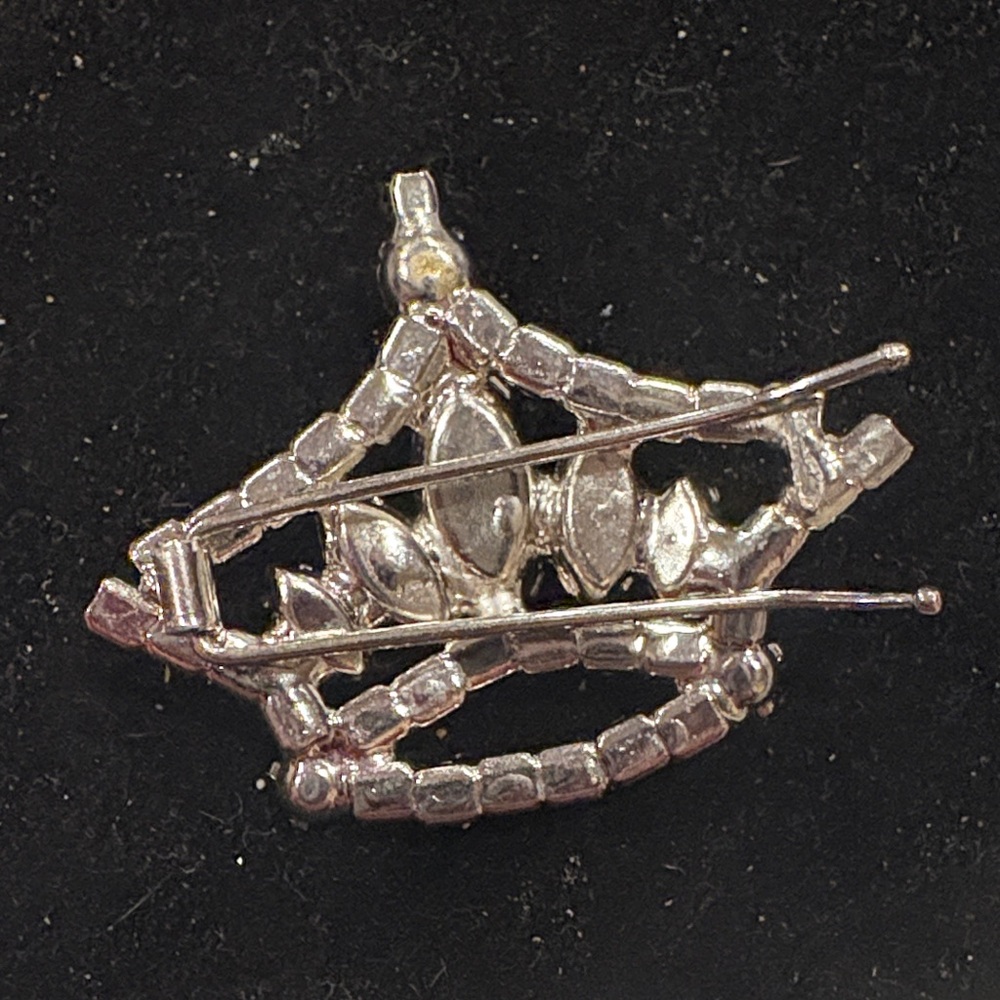Elegant Silver Crystal Brooch Set - Picture 4 of 5